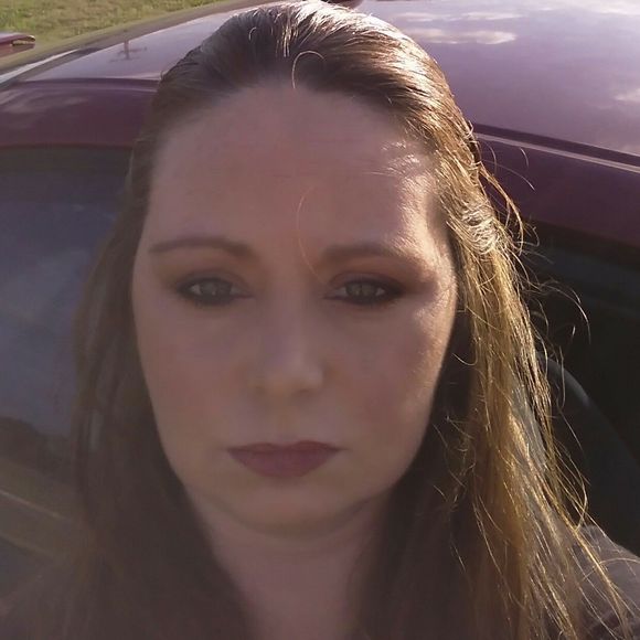 Meet your Posher, Michele - Picture 1 of 1